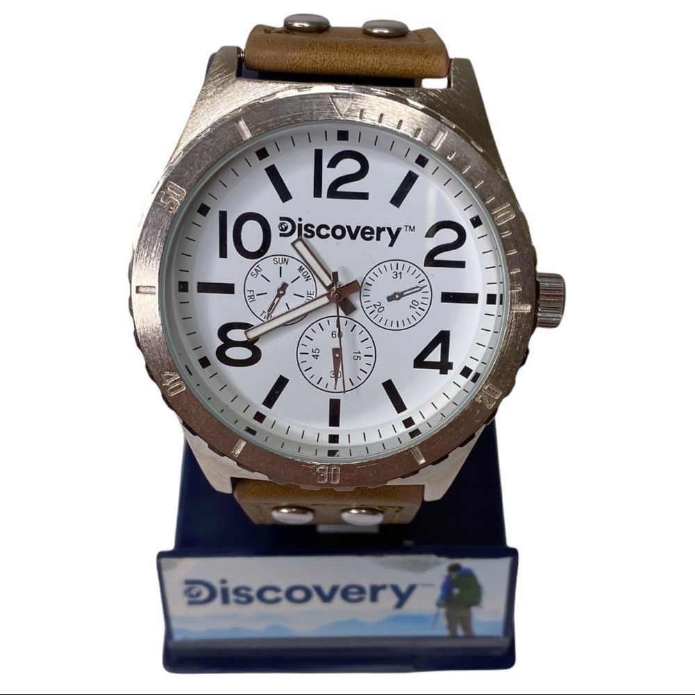 Discovery Men's Analog Watch tan strap NWT